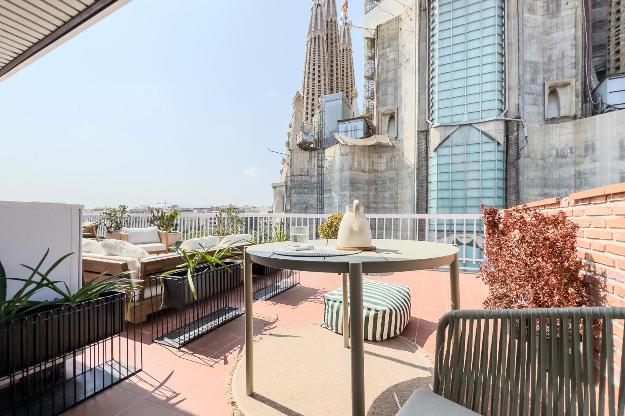 Sagrada Apartment *